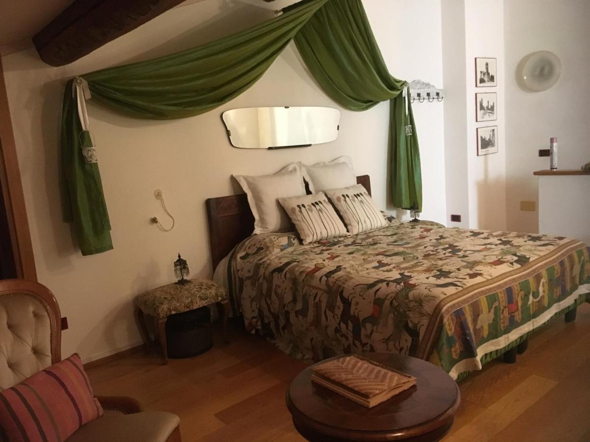 Bed And Breakfast Villa Franca Villafranca di Verona Exterior photo